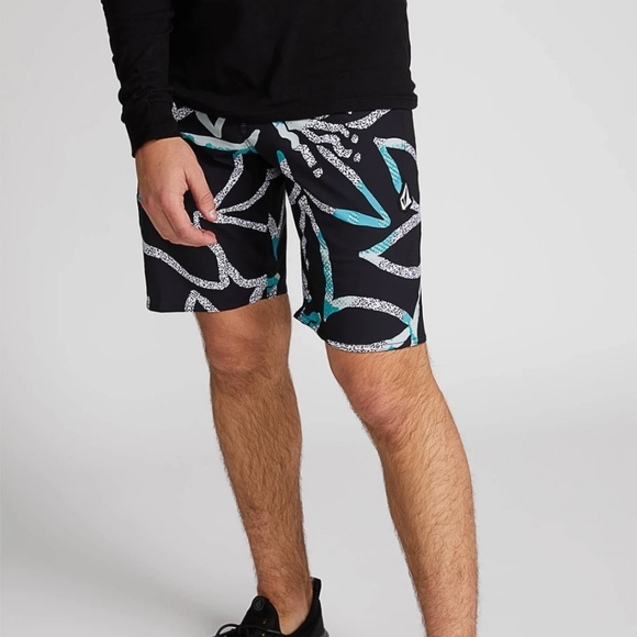 NWT Volcom RIP'D MOD TRUNKS NWT - Picture 13 of 14